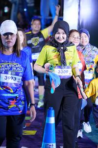 BIB: 3993, 3309, 983
                            <button type="button" onclick="openModal(26237358)" class="btn btn-primary btn-sm float-right btn-popup" data-toggle="modal" data-target=".modal-high-quality">
                        <i class="fas fa-shopping-cart"></i> Add to Cart
                    </button>
                                            <button type="button" onclick="isThisMe(26237358, true)" class="btn btn-success btn-sm float-right btn-popup btn-isme hidden" data-toggle="tooltip" data-placement="bottom" title="นี่คือรูปของคุณใช่ไหม คลิกที่นี่เพื่อเอาเข้าอัลบั้ม">
                        <i class="fas fa-plus"></i> Add to album
                    </button>
                    <button type="button" onclick="isThisMe(26237358, false)" class="btn btn-warning btn-sm float-right btn-popup btn-isnotme hidden">
                        <i class="fas fa-ban"></i> Remove from album
                    </button>